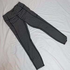 Athleta High Rise Striped Leggings with pockets